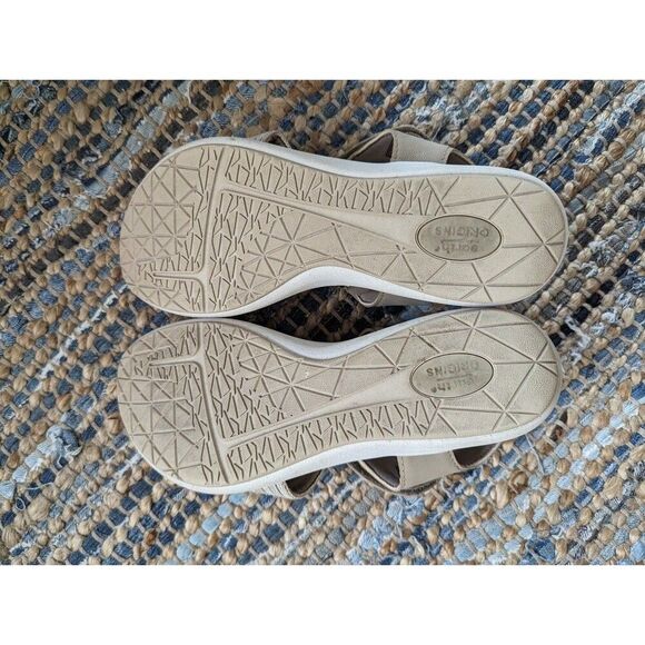 Wedge Sport Sandals Genny Beige 7.5 Beachy Coastal Resortwear Cruise Swim - Picture 11 of 11